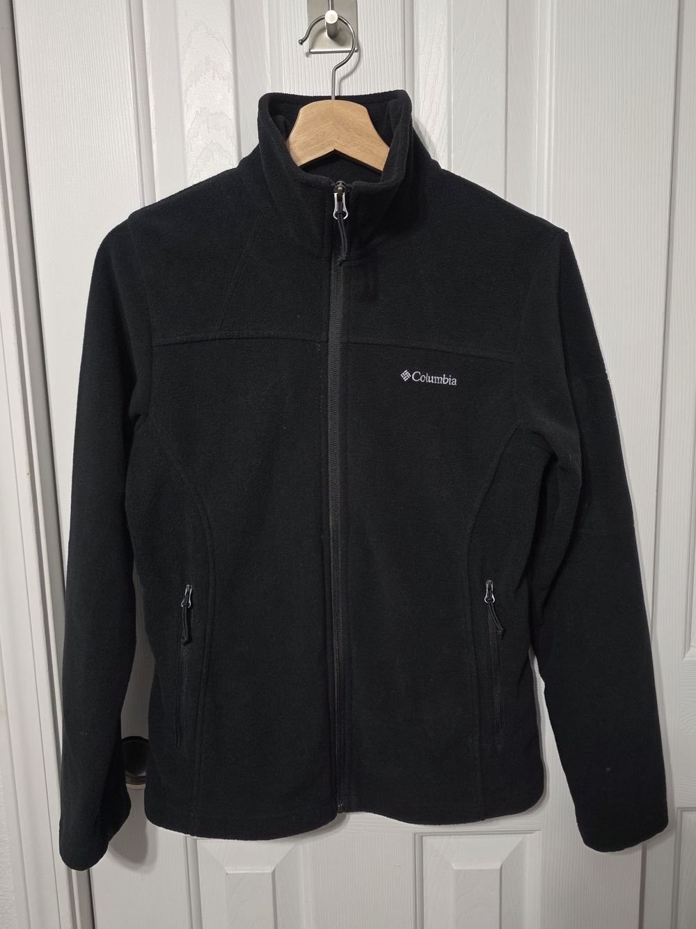 Women's Columbia Black Fleece Zip Up, Small